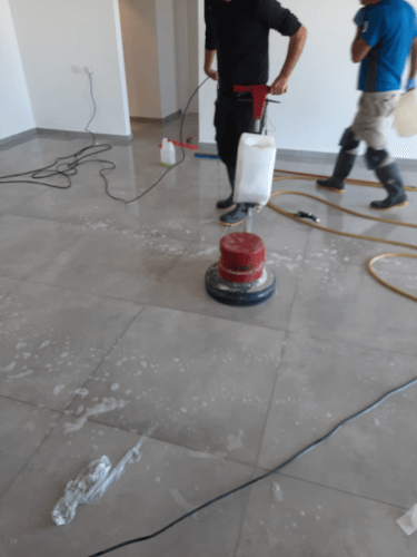 ניקיון מרצפות 2